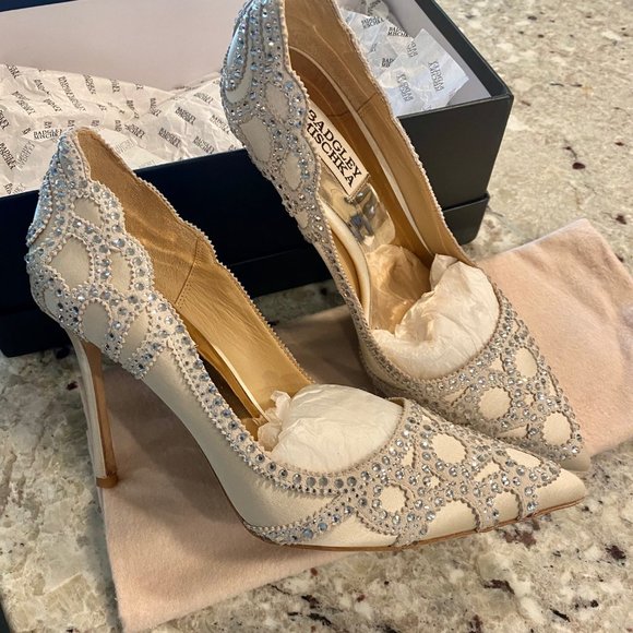 Badgley Mischka Rouge Heels - WEDDING OR HOLIDAY SPARKLE - Picture 4 of 7